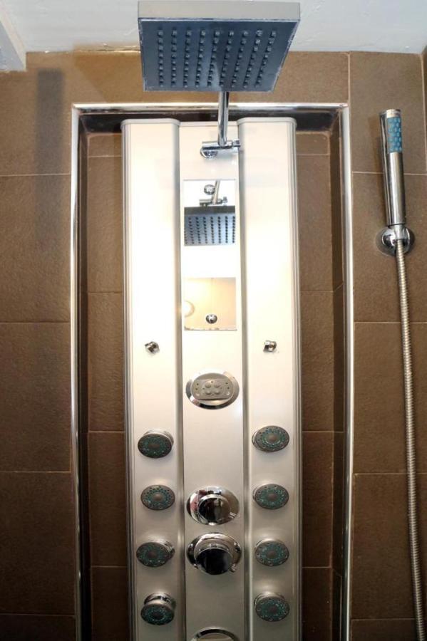 La Scalinata Home Apartment 칼타기론 외부 사진